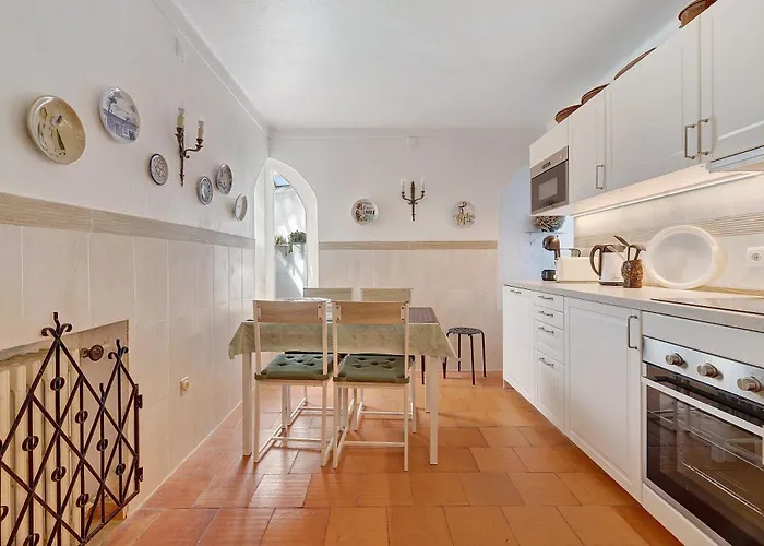 Secluded House - Quinta La Rabide Casa de Férias